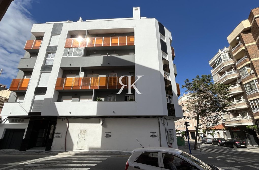 Resale - Apartment - Torrevieja - Costa Blanca