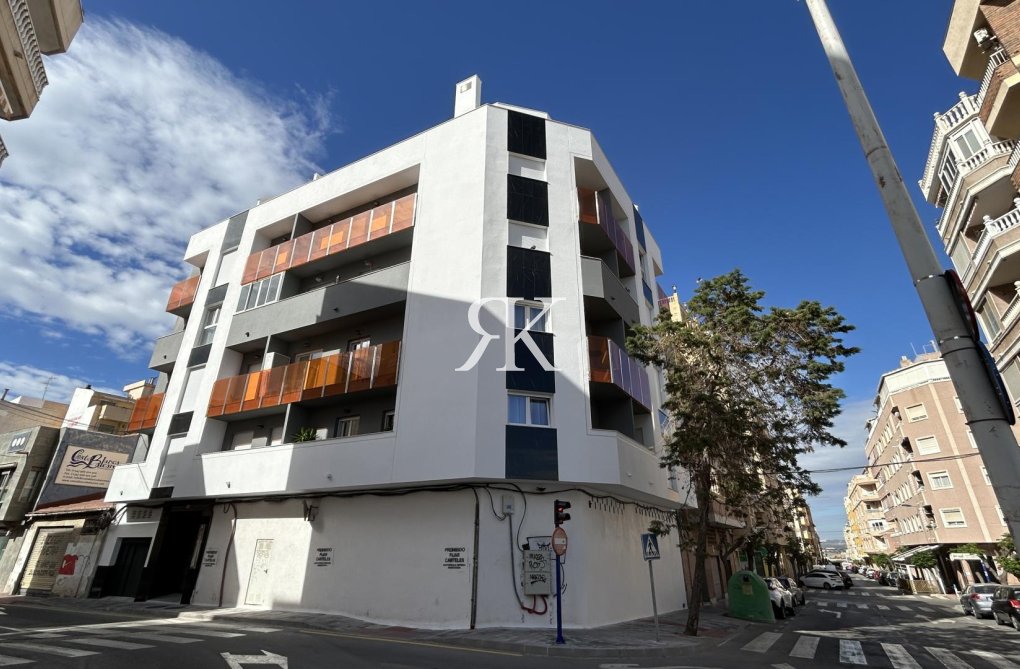 Resale - Apartment - Torrevieja - Costa Blanca