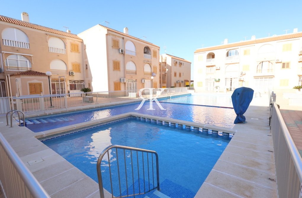 Resale - Apartment - Torrevieja - El Acequión