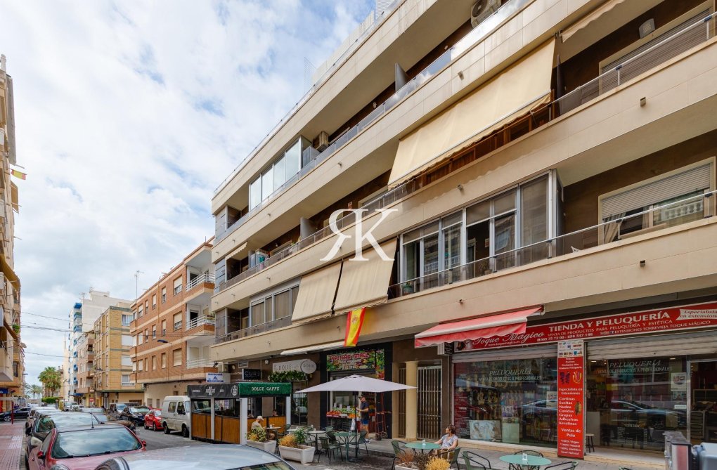 Resale - Apartment - Torrevieja - Estacion De Autobuses