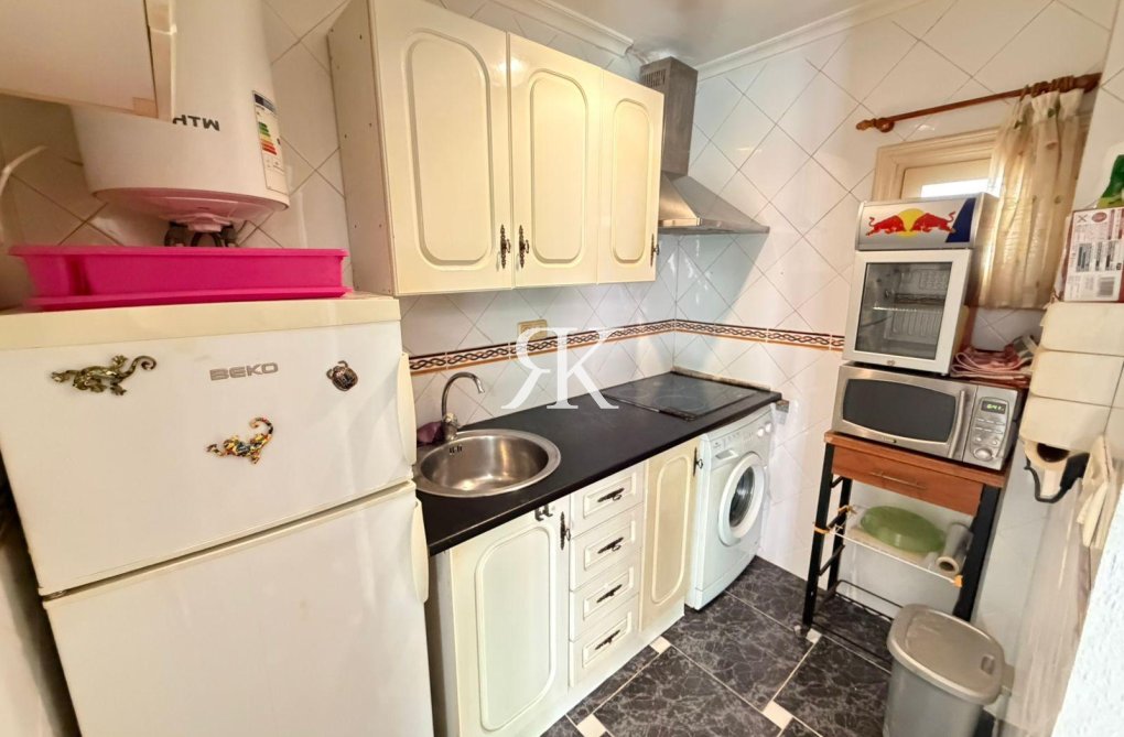 Resale - Apartment - Torrevieja - La Mata