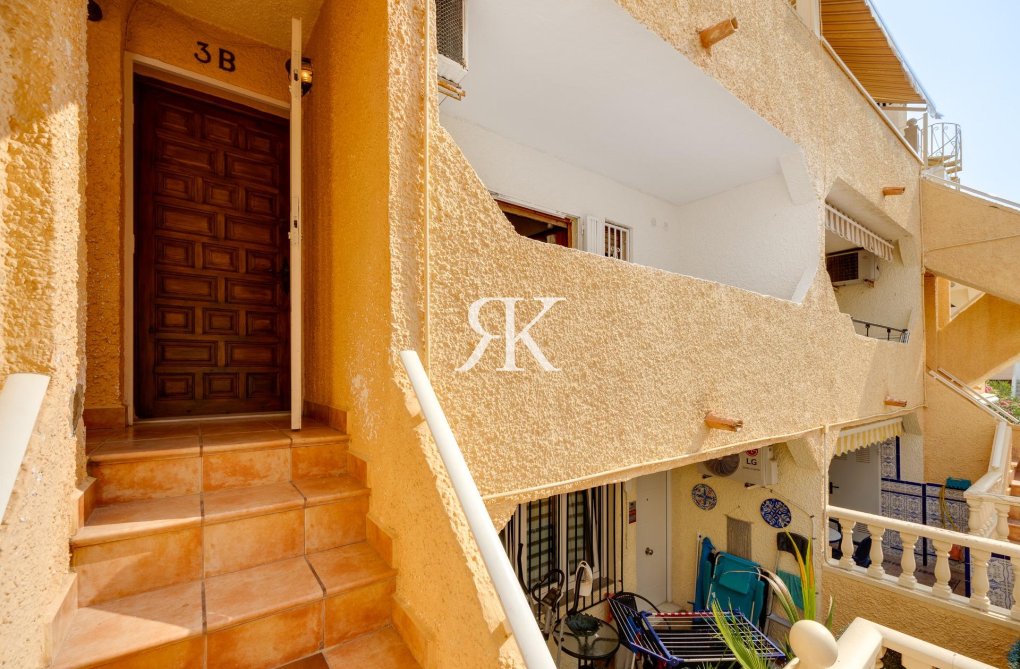 Resale - Apartment - Torrevieja - La Mata