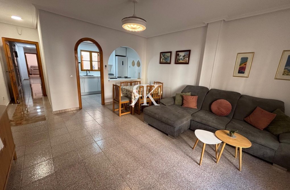 Resale - Apartment - Torrevieja - Los Frutales