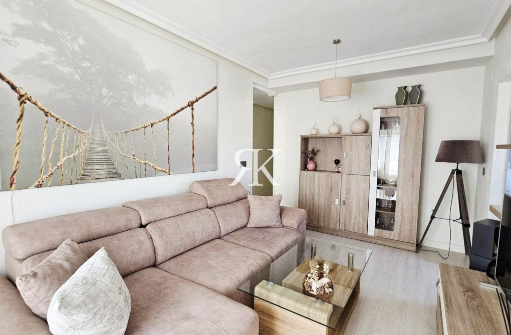 Resale - Apartment - Torrevieja - Nueva Torrevieja