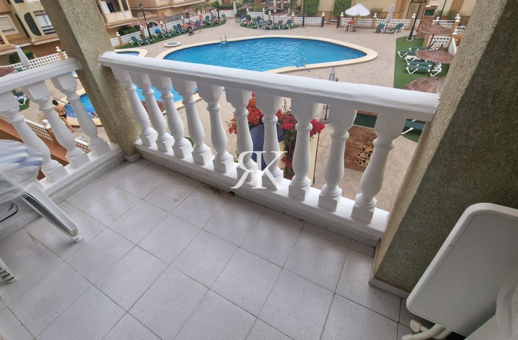 Resale - Apartment - Torrevieja - Parque De Las Naciones