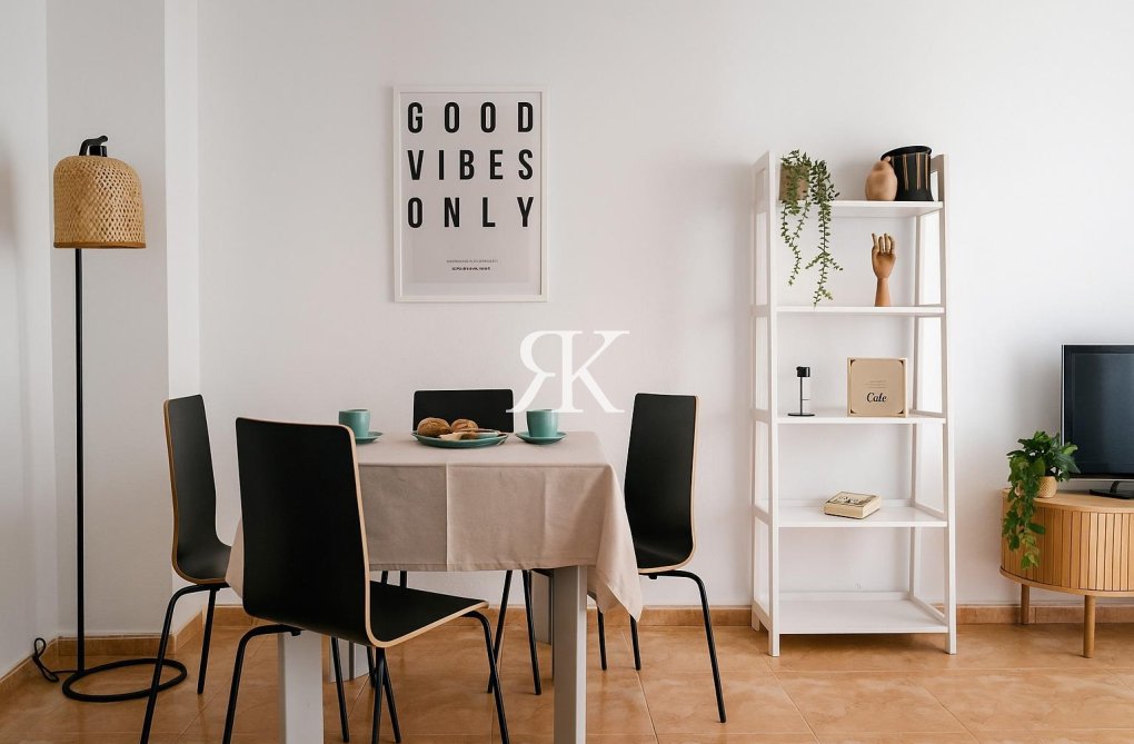 Resale - Apartment - Torrevieja - Playa del Cura