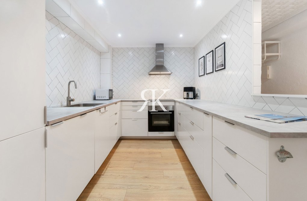 Resale - Apartment - Torrevieja - Playa del Cura