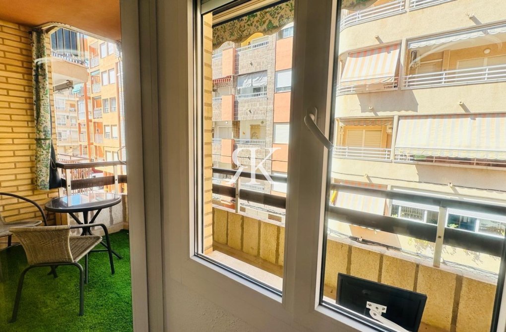 Resale - Apartment - Torrevieja - Playa del Cura
