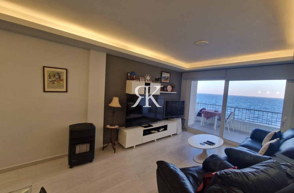 Resale - Apartment - Torrevieja - Playa del Cura