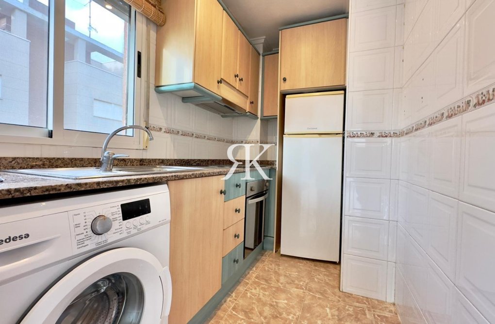 Resale - Apartment - Torrevieja - Playa del Cura