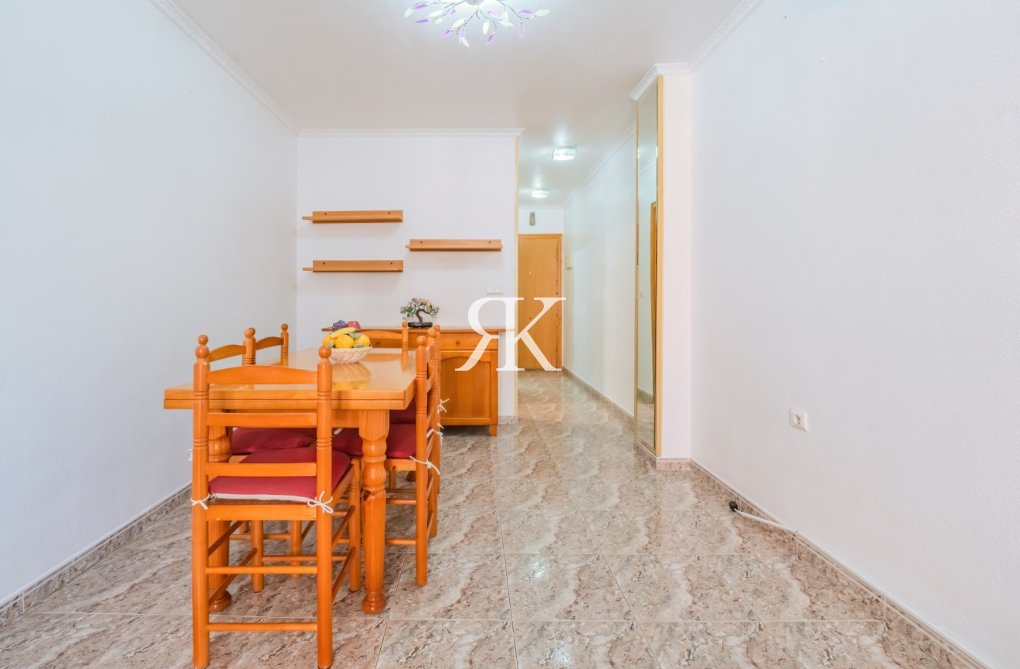 Resale - Apartment - Torrevieja - Playa del Cura