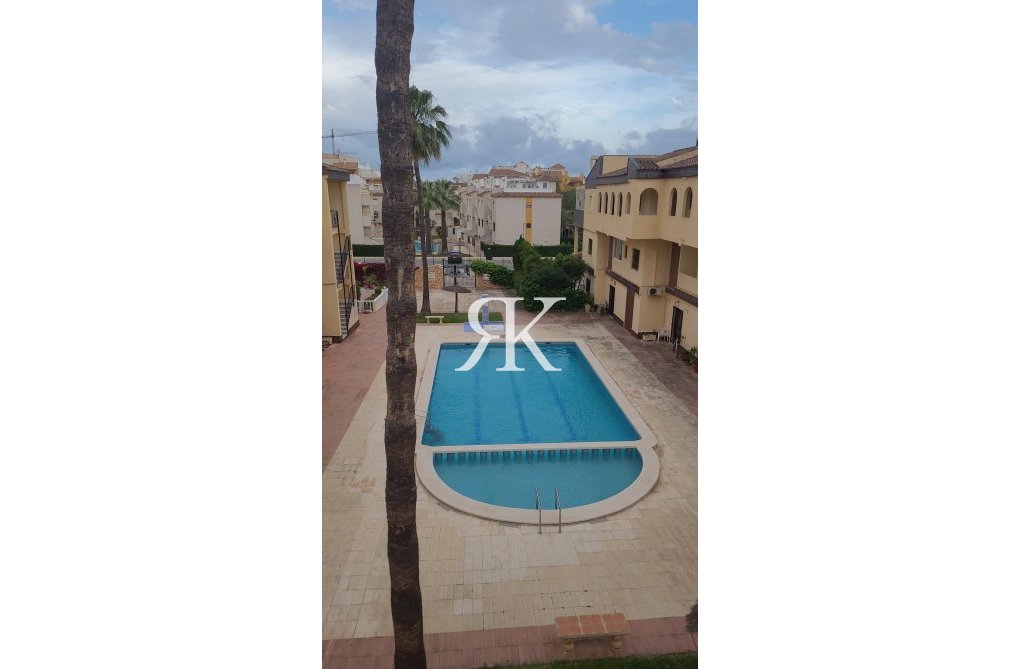 Resale - Apartment - Torrevieja - Punta Prima