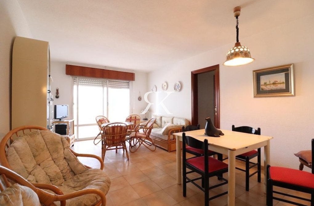 Resale - Apartment - Torrevieja - Punta Prima