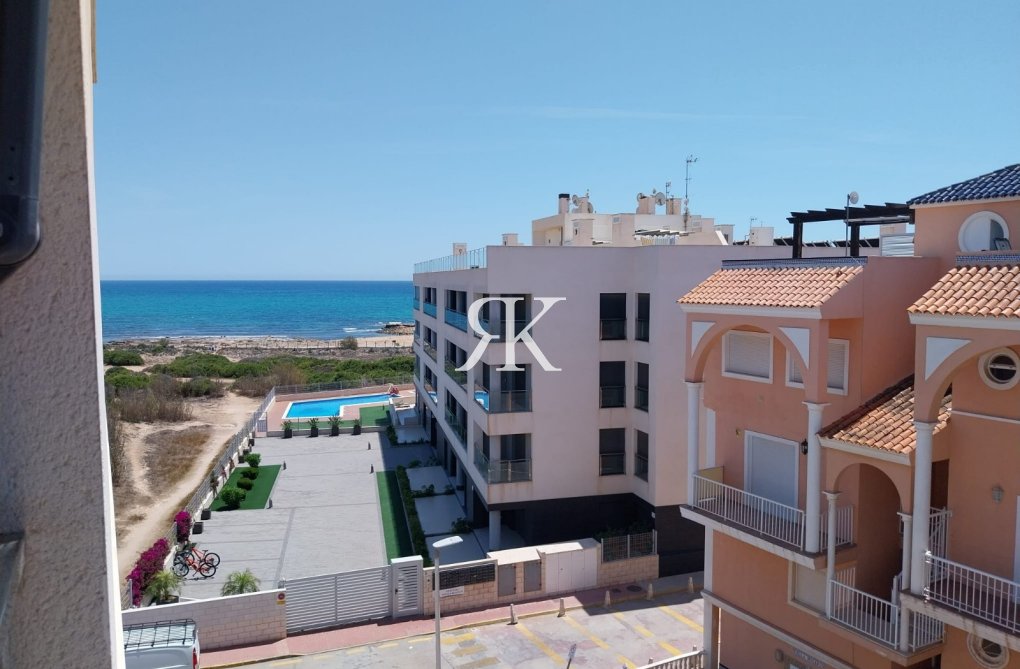 Resale - Apartment - Torrevieja - Torrelamata - La Mata