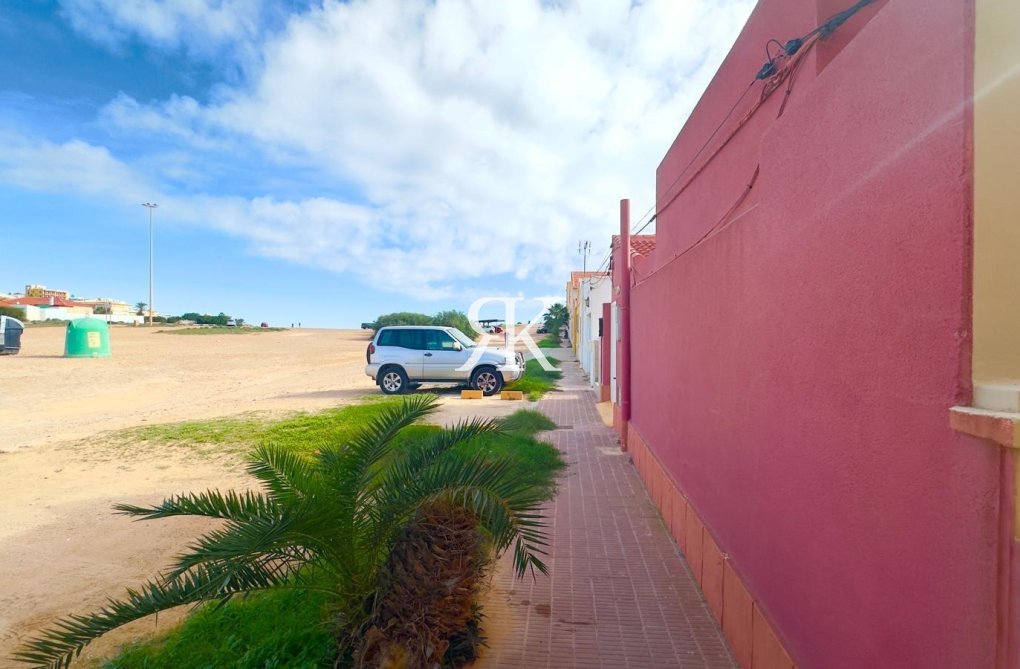 Resale - Apartment - Torrevieja - Zona Los Frutales