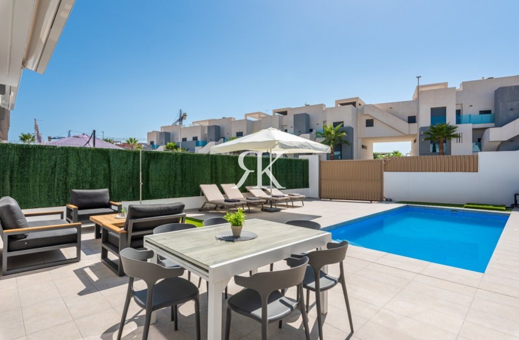 Resale - Detached Villa - Guardamar del Segura - El Raso