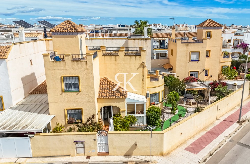 Resale - Detached Villa - Orihuela Costa - La Zenia