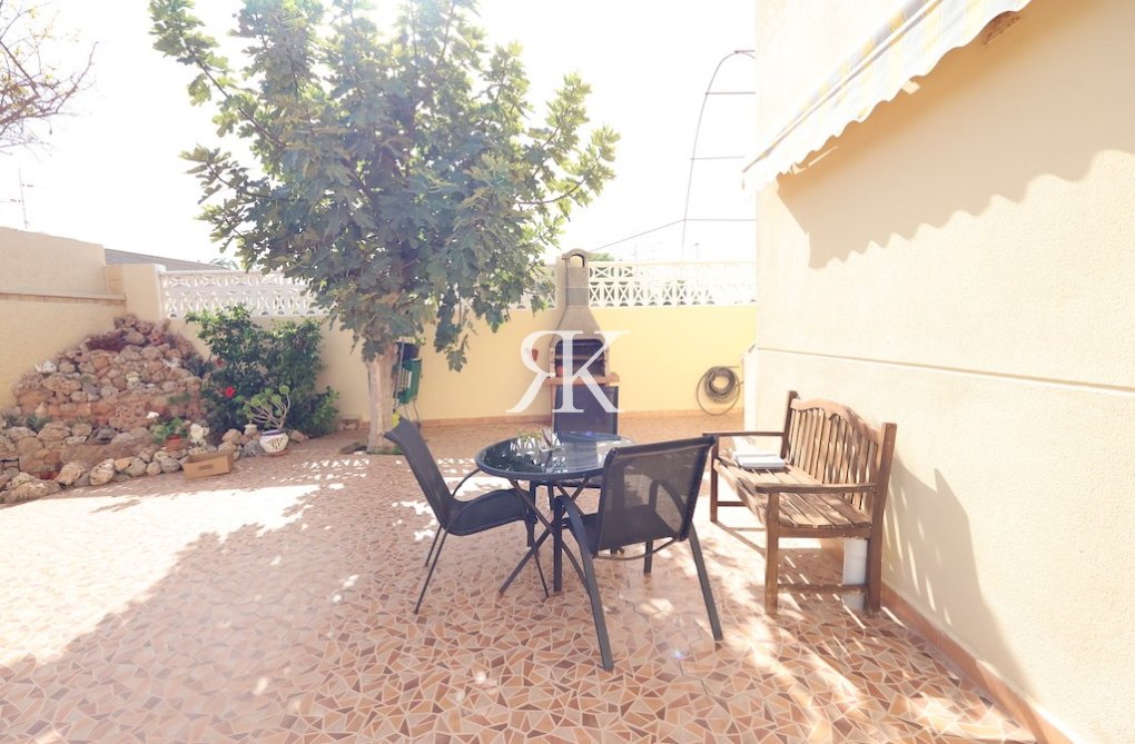 Resale - Detached Villa - Orihuela Costa - Playa Flamenca