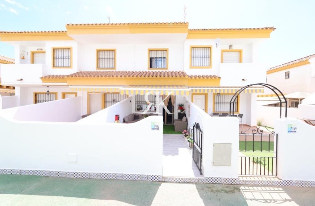 Resale - Duplex - Pilar de la Horadada - Costa Blanca