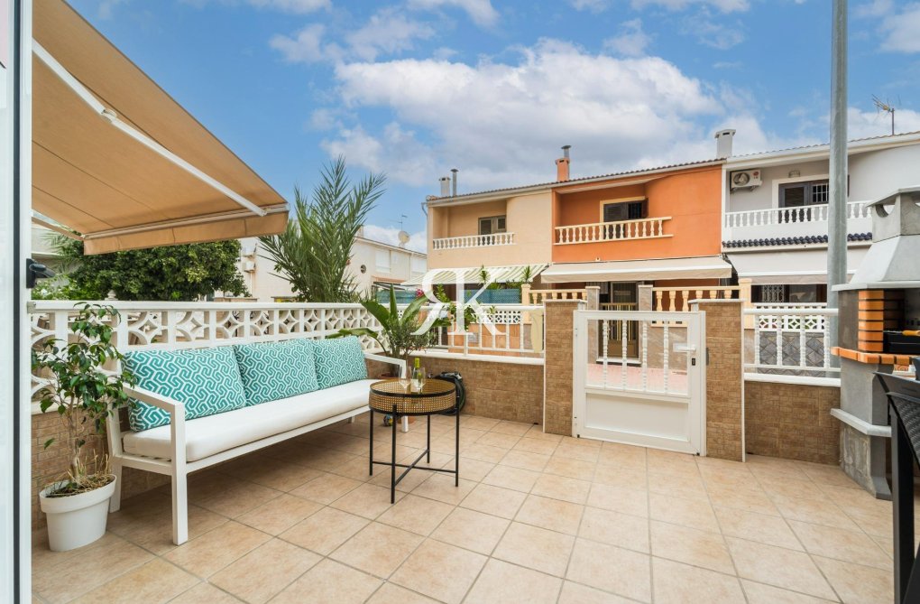 Resale - Duplex - Torrevieja - Playa de los Naúfragos