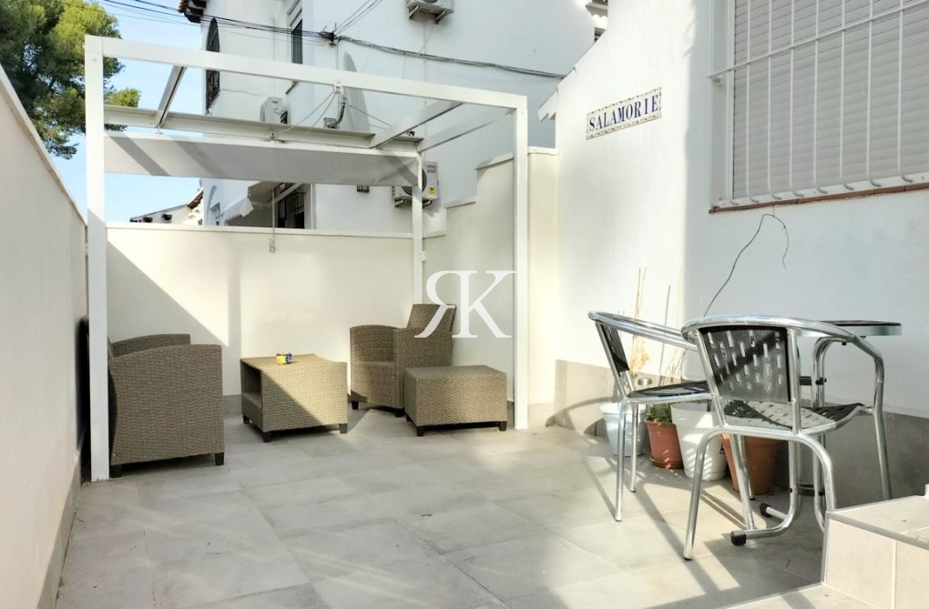 Resale - Ground floor Bungalow - Torrevieja - Los Balcones - Lago Jardin