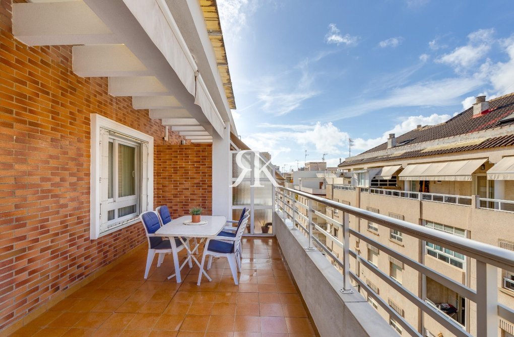 Resale - Penthouse - Torrevieja - Paseo Maritimo