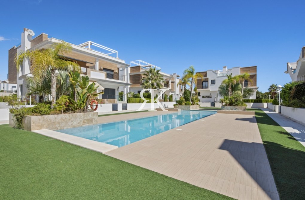 Resale - Semi-detached Villa  - Rojales - Ciudad Quesada