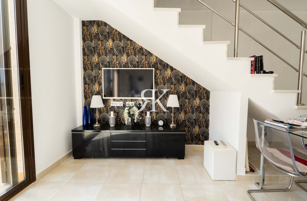 Resale - Top floor bungalow - Orihuela Costa - Lomas de Cabo Roig