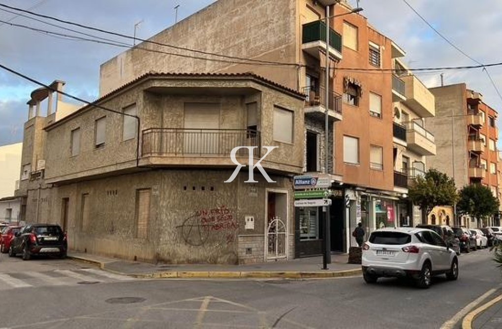 Resale - town house - Catral - Comunidad Valenciana