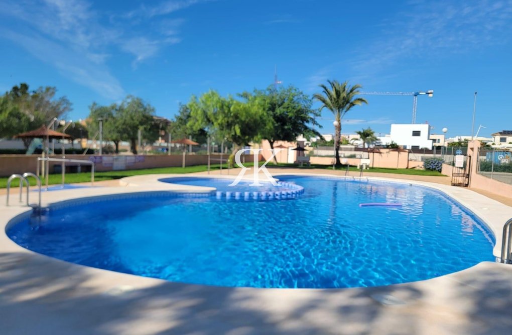 Resale - town house - Los Montesinos - Los Montesinos - Urb. La Herrada