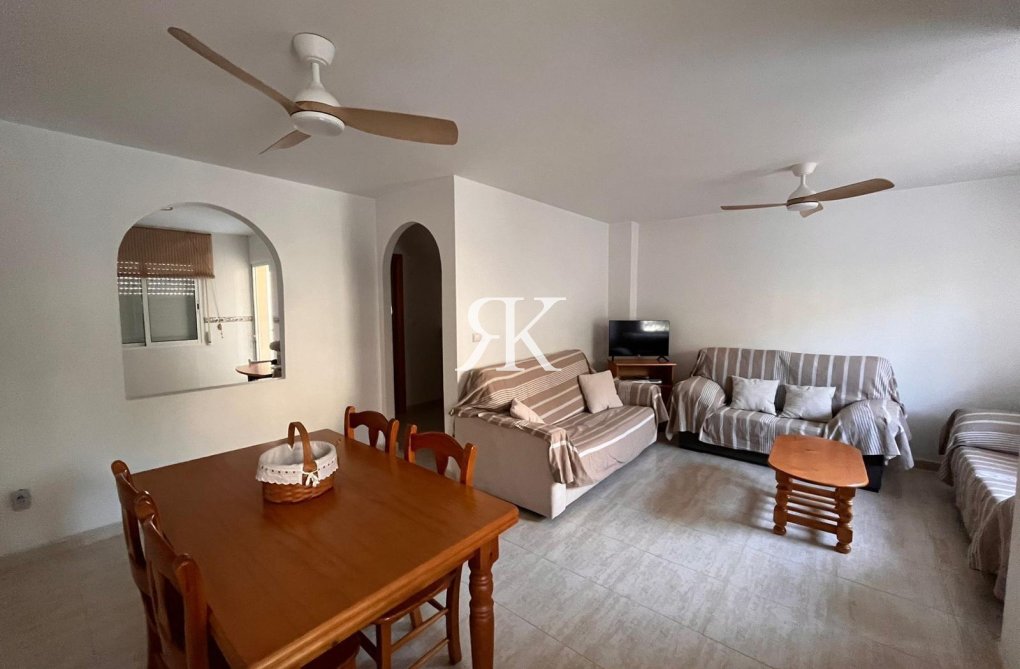 Resale - town house - Orihuela Costa - Campoamor