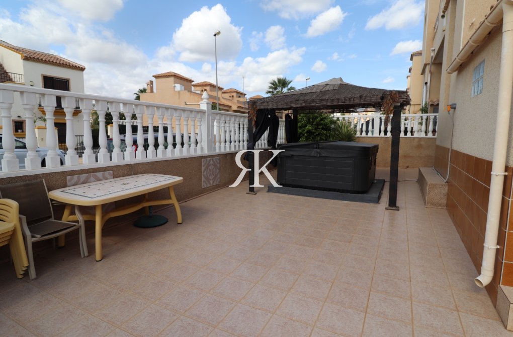 Resale - town house - Orihuela Costa - Costa Blanca