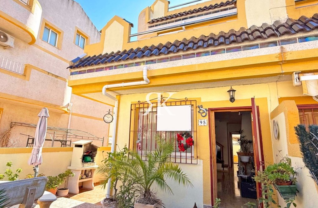 Resale - town house - Orihuela Costa - Costa Blanca