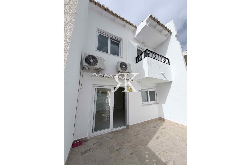 Resale - town house - Torrevieja - Costa Blanca