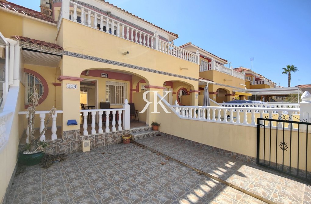 Resale - Townhouse - Cabo Roig - La Regia