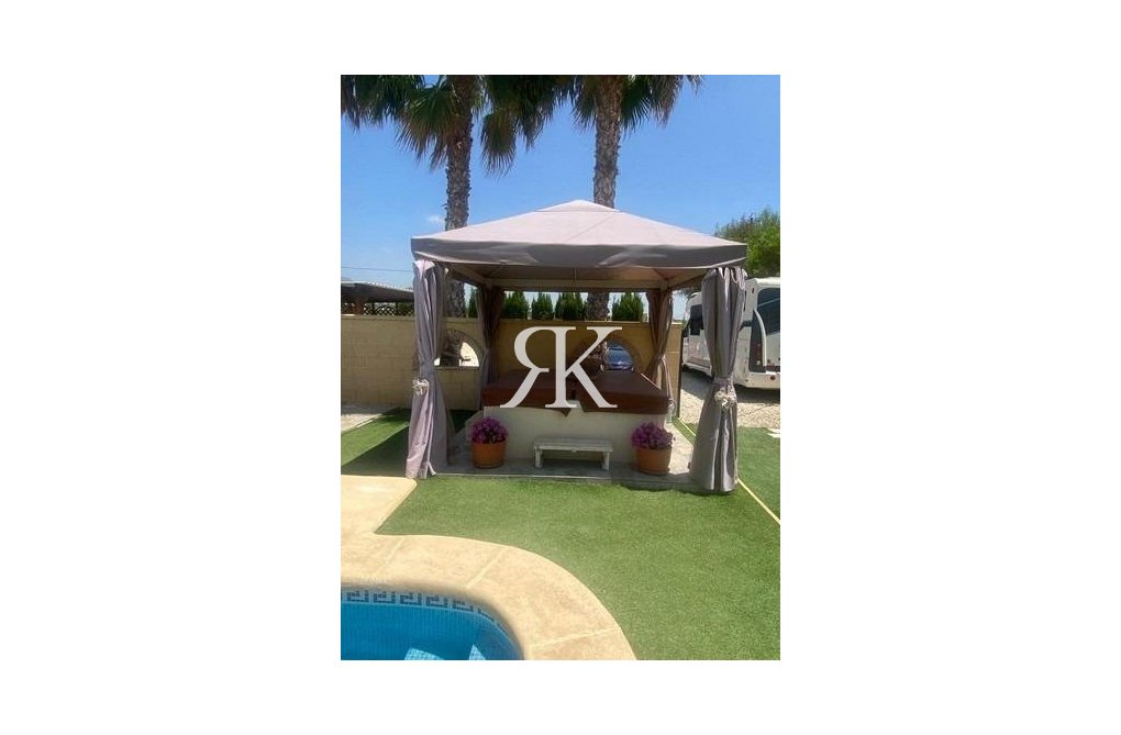 Resale - villa - Albatera - Campo De Albatera