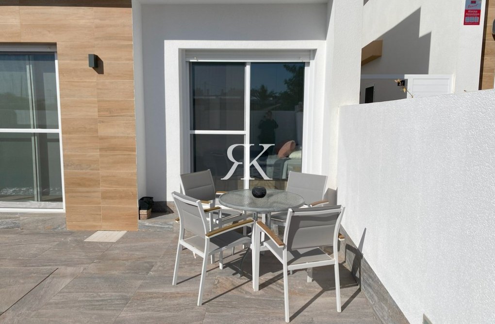 Resale - villa - Avileses - Inland