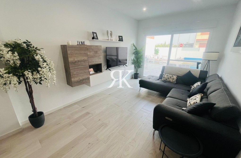 Resale - villa - Avileses - Inland