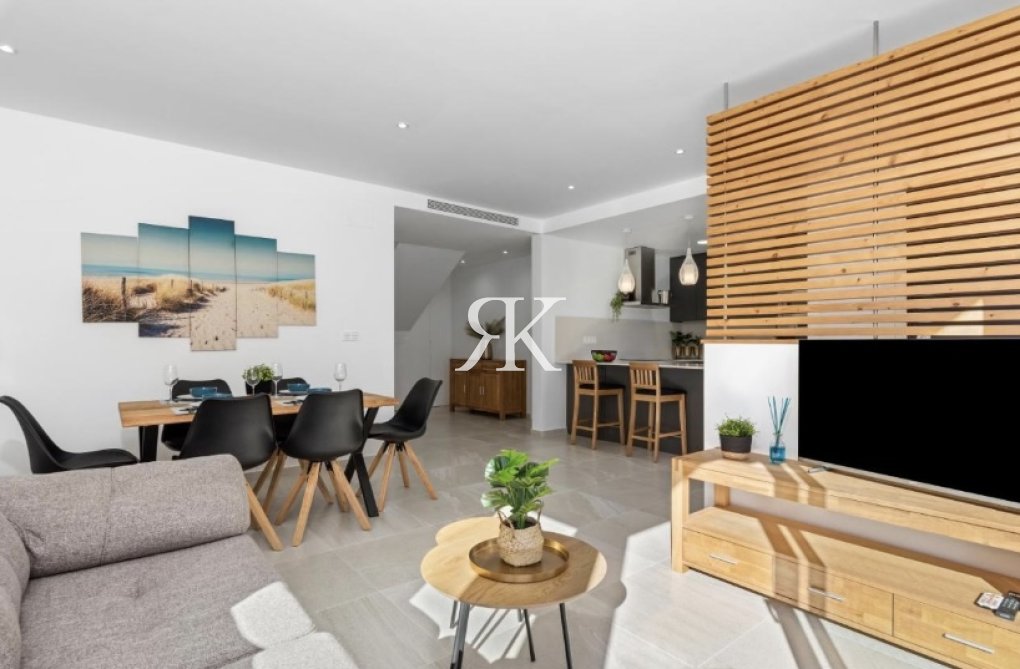 Resale - villa - San Miguel de Salinas - Inland