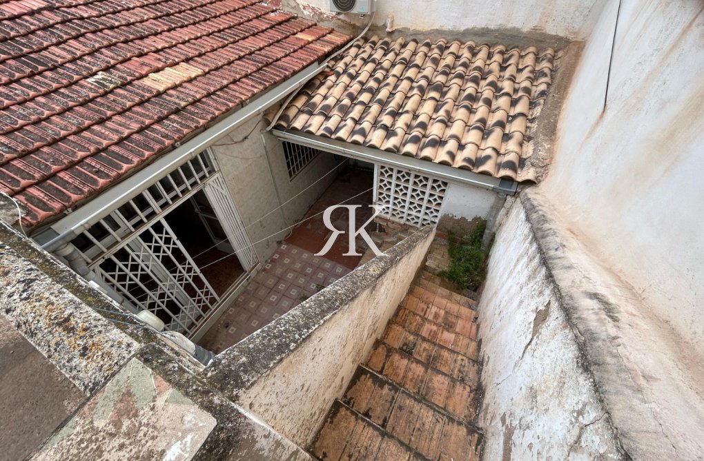 Resale - villa - Torrevieja - Costa Blanca