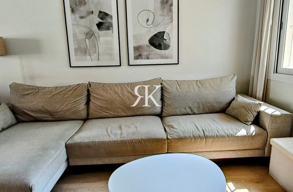 Resale - villa - Torrevieja - Costa Blanca