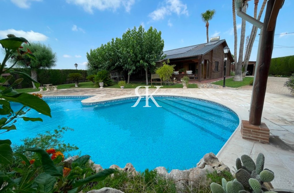 Resale - Villa with Guest Accommodation - San Fulgencio