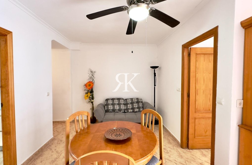 Revente - Appartement - Torrevieja - Centro