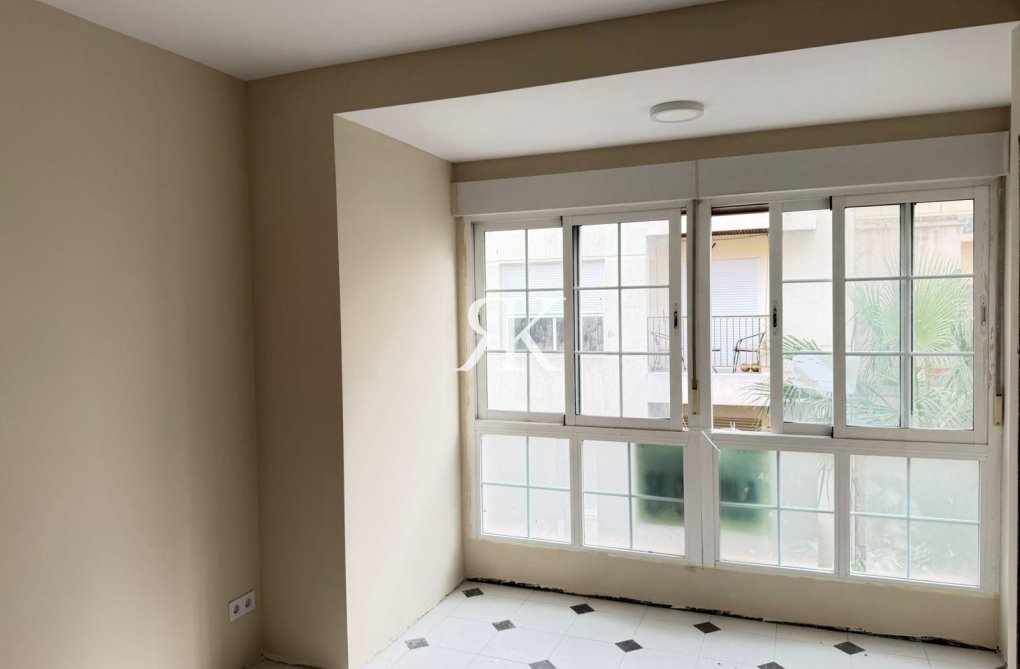 Revente - Appartement - Torrevieja - Centro