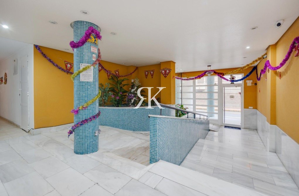 Revente - Appartement - Torrevieja - Centro