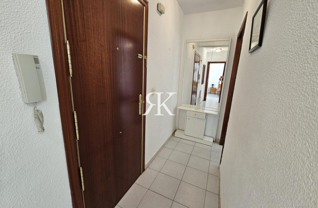 Revente - Appartement - Torrevieja - Centro