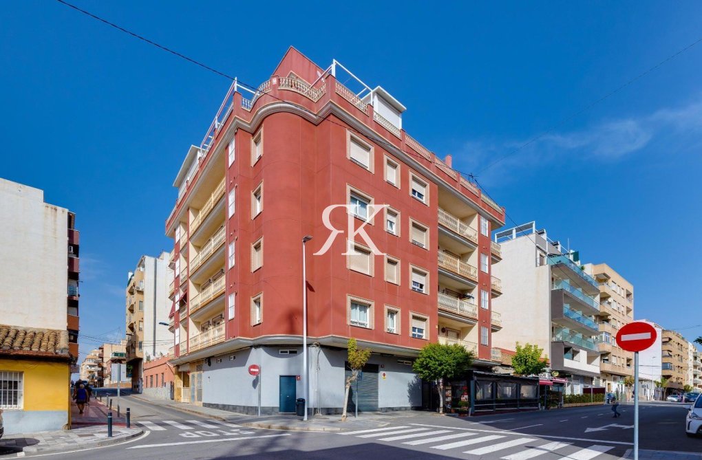 Revente - Appartement - Torrevieja - Centro