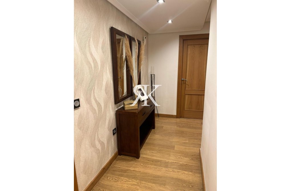 Revente - Appartement - Torrevieja - Centro