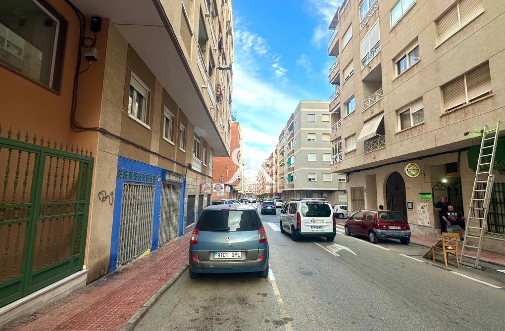 Revente - Appartement - Torrevieja - Centro