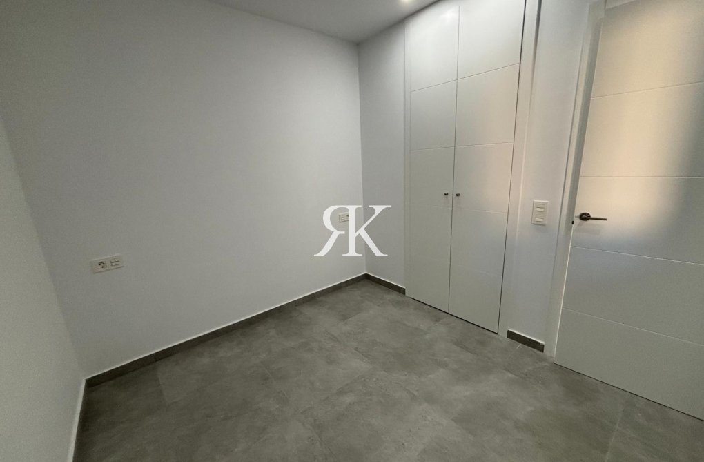 Revente - Appartement - Torrevieja - Estacion De Autobuses